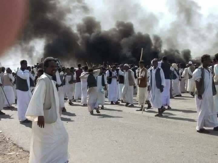 بورتسودان: متظاهرون يغلقون الميناء ويطالبون "بتقرير المصير"