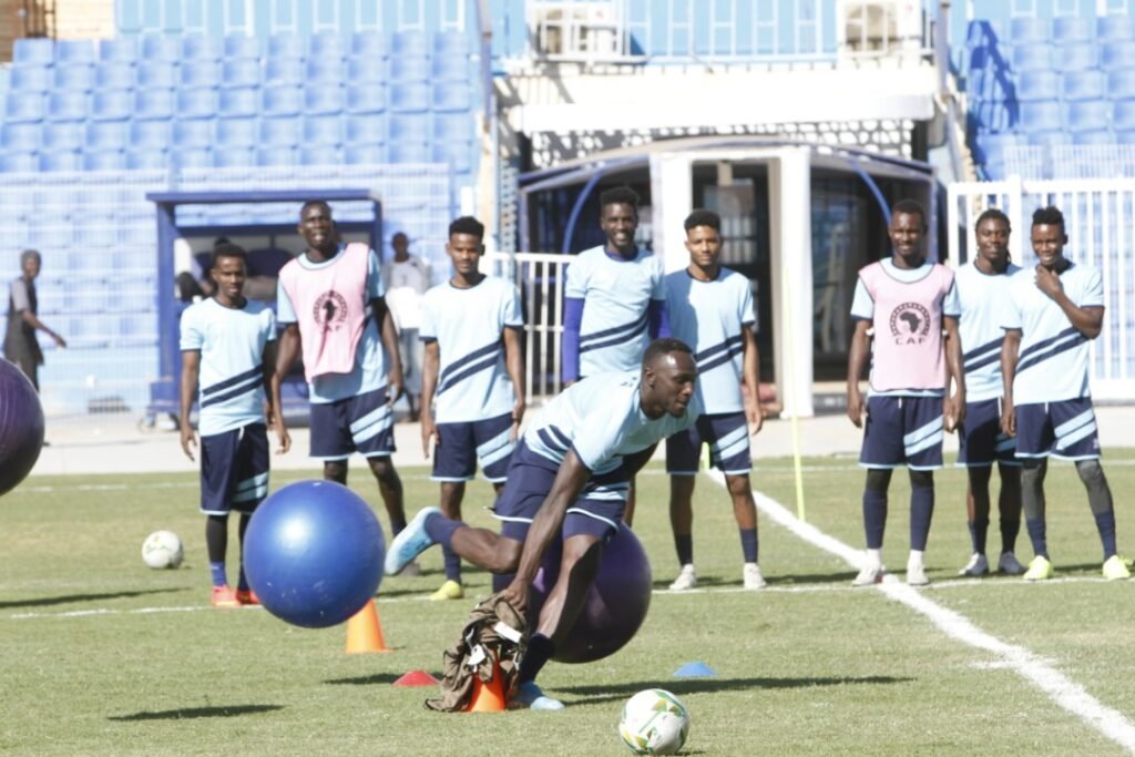 الهلال يجري البروفة الرئيسية لمباراة فايبرز اليوغندي الهلال يجري البروفة الرئيسية لمباراة فايبرز اليوغندي
