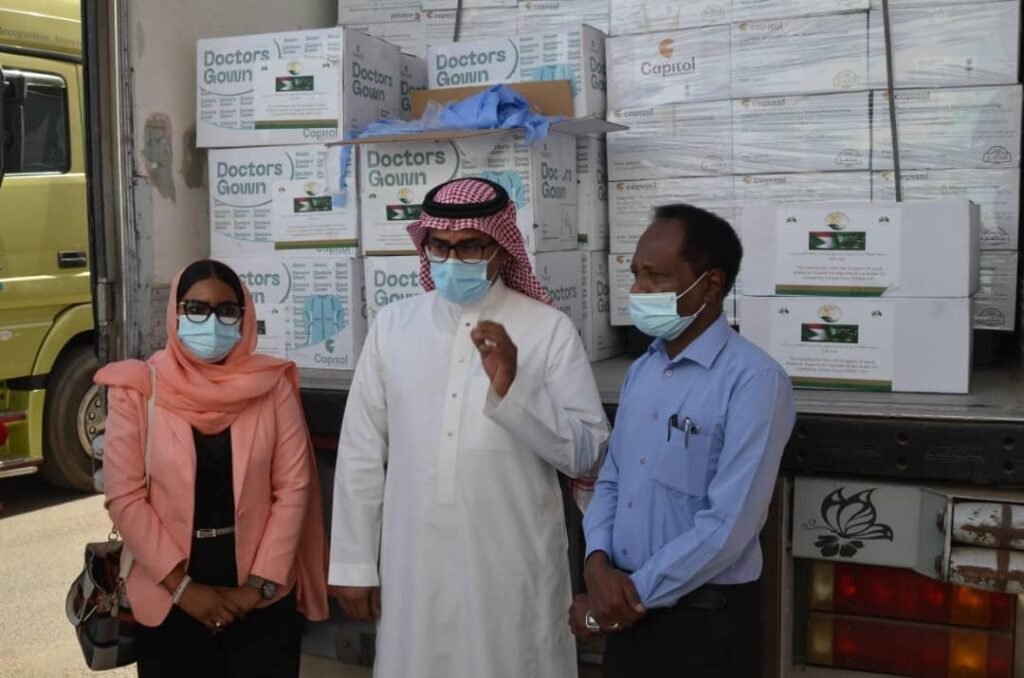السعودية تتبرع بـ50 طناً من المستلزمات الطبية للسودان لمواجهة كورونا السعودية تتبرع بـ50 طناً من المستلزمات الطبية للسودان لمواجهة كورونا