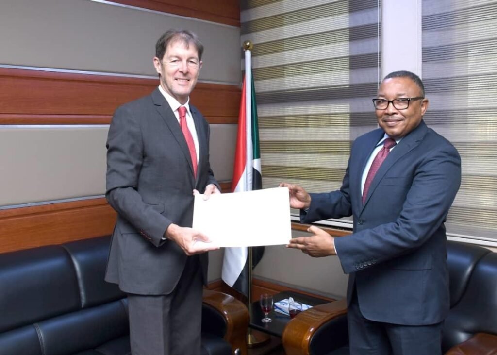 اعتماد أوراق أول سفير كندي مقيم بالسودان