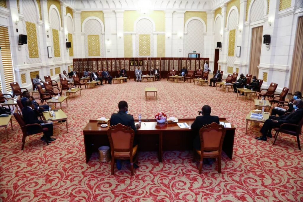 تفاصيل اجتماع آليات تنفيذ اتفاق جوبا بالقصر الجمهوري تفاصيل اجتماع آليات تنفيذ اتفاق جوبا بالقصر الجمهوري