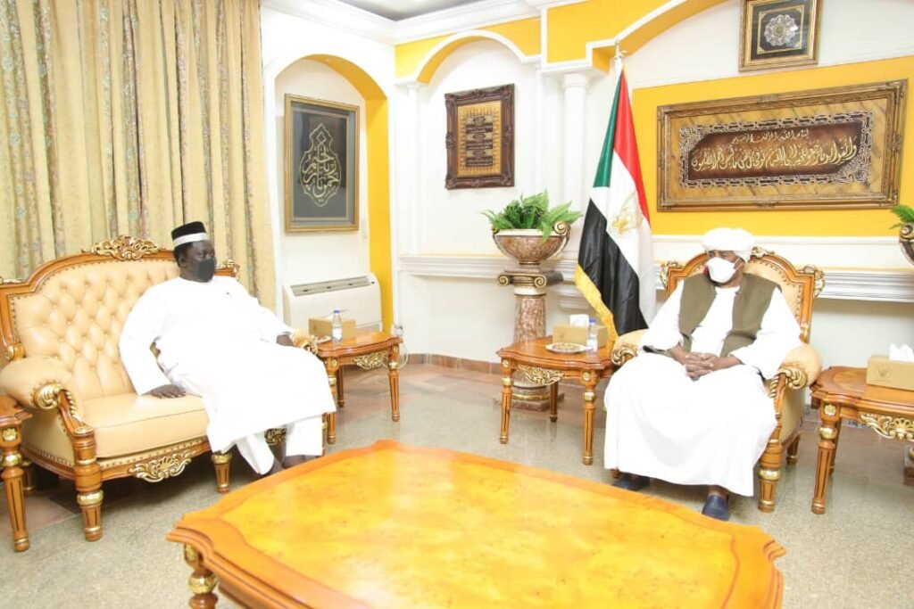 تفاصيل لقاء البرهان بنائب رئيس جنوب السودان في الخرطوم تفاصيل لقاء البرهان بنائب رئيس جنوب السودان في الخرطوم