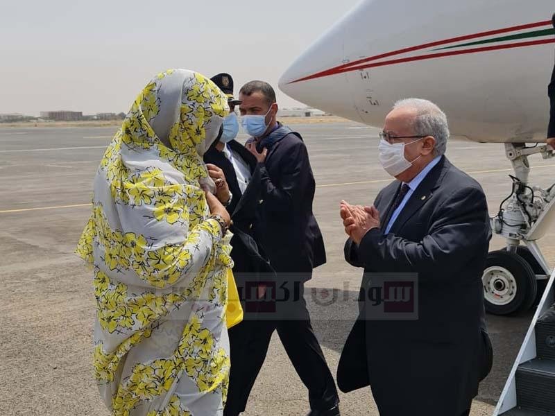 وزير الخارجية الجزائري يزور السودان