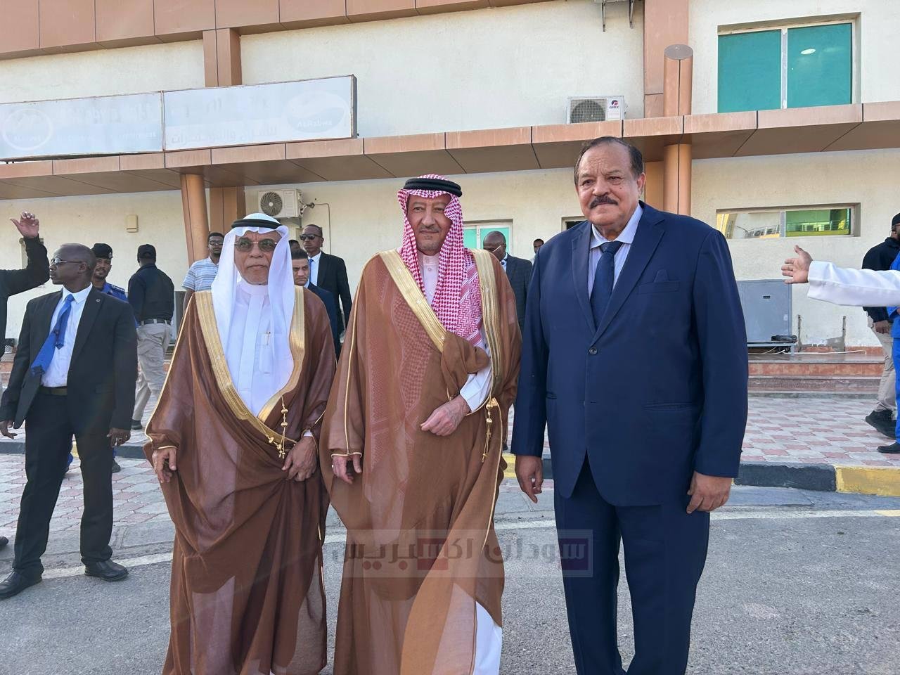 الشفارة السعودية تعمل من بورتسودان