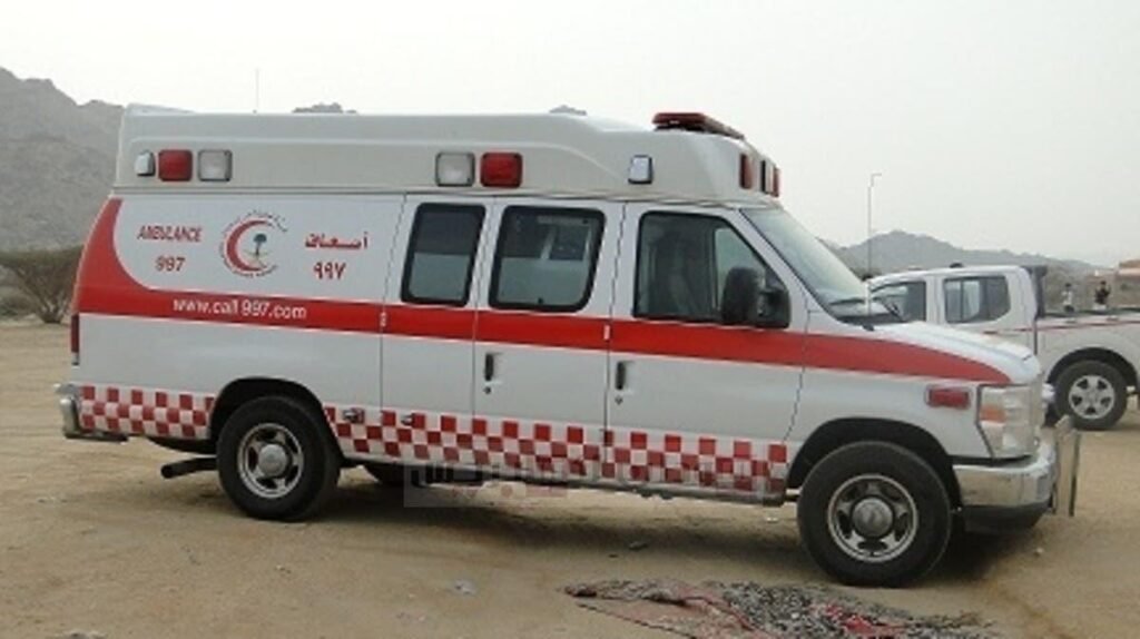 الهلال الأحمر القطري يقدّم سيارة إسعاف لولاية البحر الأحمر