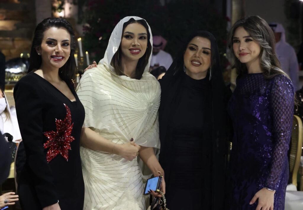 المذيعة السودانية ريان الظاهر