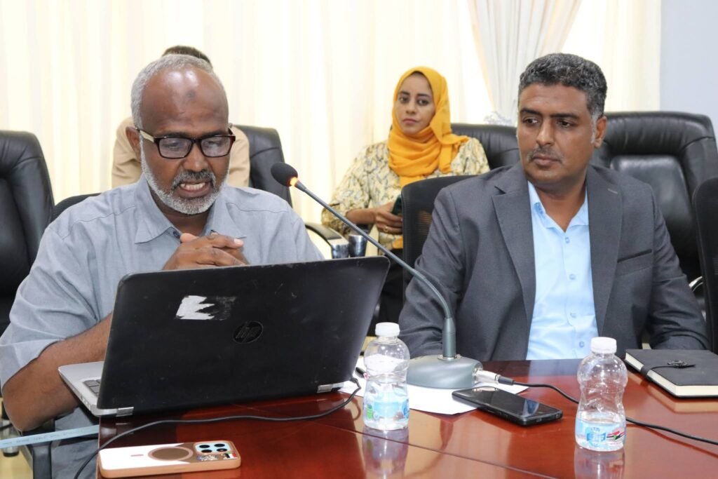 ورشة فنية بالخرطوم تبحث مشروع «بنك الطاقة» لتعزيز إنتاج الكهرباء من الطاقة الشمسية ورشة فنية بالخرطوم تبحث مشروع «بنك الطاقة» لتعزيز إنتاج الكهرباء من الطاقة الشمسية
