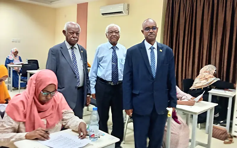 أخبار السودان أخبار السودان توطين الكفاءات الطبية: أمدرمان تشهد انطلاق أهم امتحانات الجهاز التنفسي بالسودان